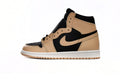 Air Jordan 1 Retro High OG Heirloom Reps Sneaker 555088-202