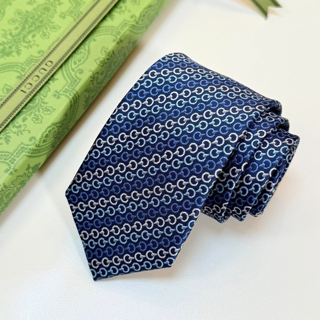Gucci Style Men's Chain Stripe Jacquard Silk Tie