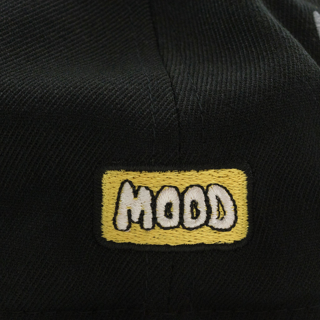BATMAN FITTED BLACK/YELLOW HAT