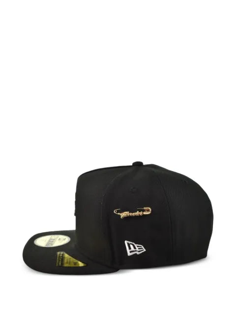 NEW ERA CAP 59FIFTY Pittsburgh Pirates baseball cap with safety pin