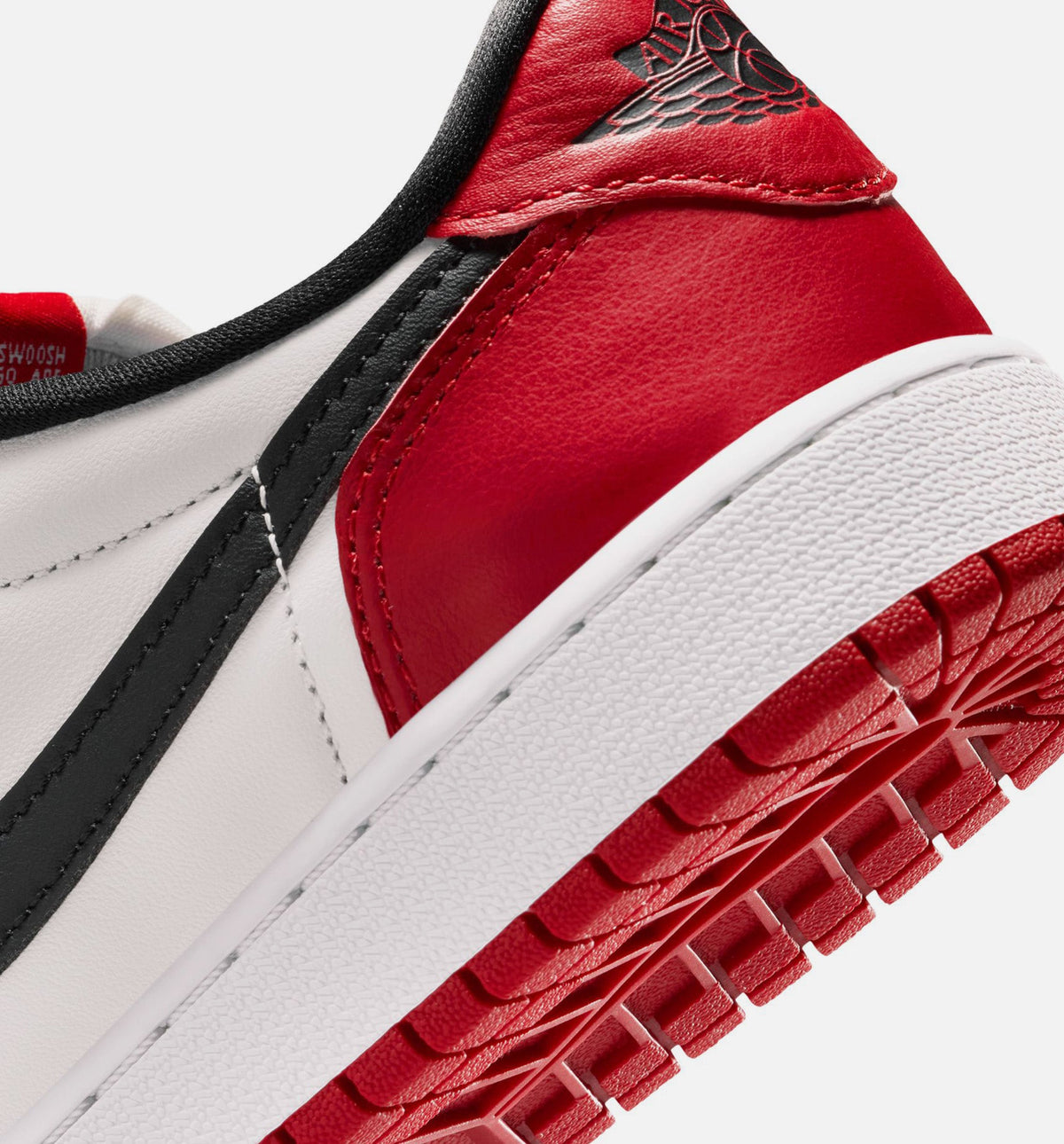 Air Jordan 1 Retro Low OG Chicago Grade School Sneakers