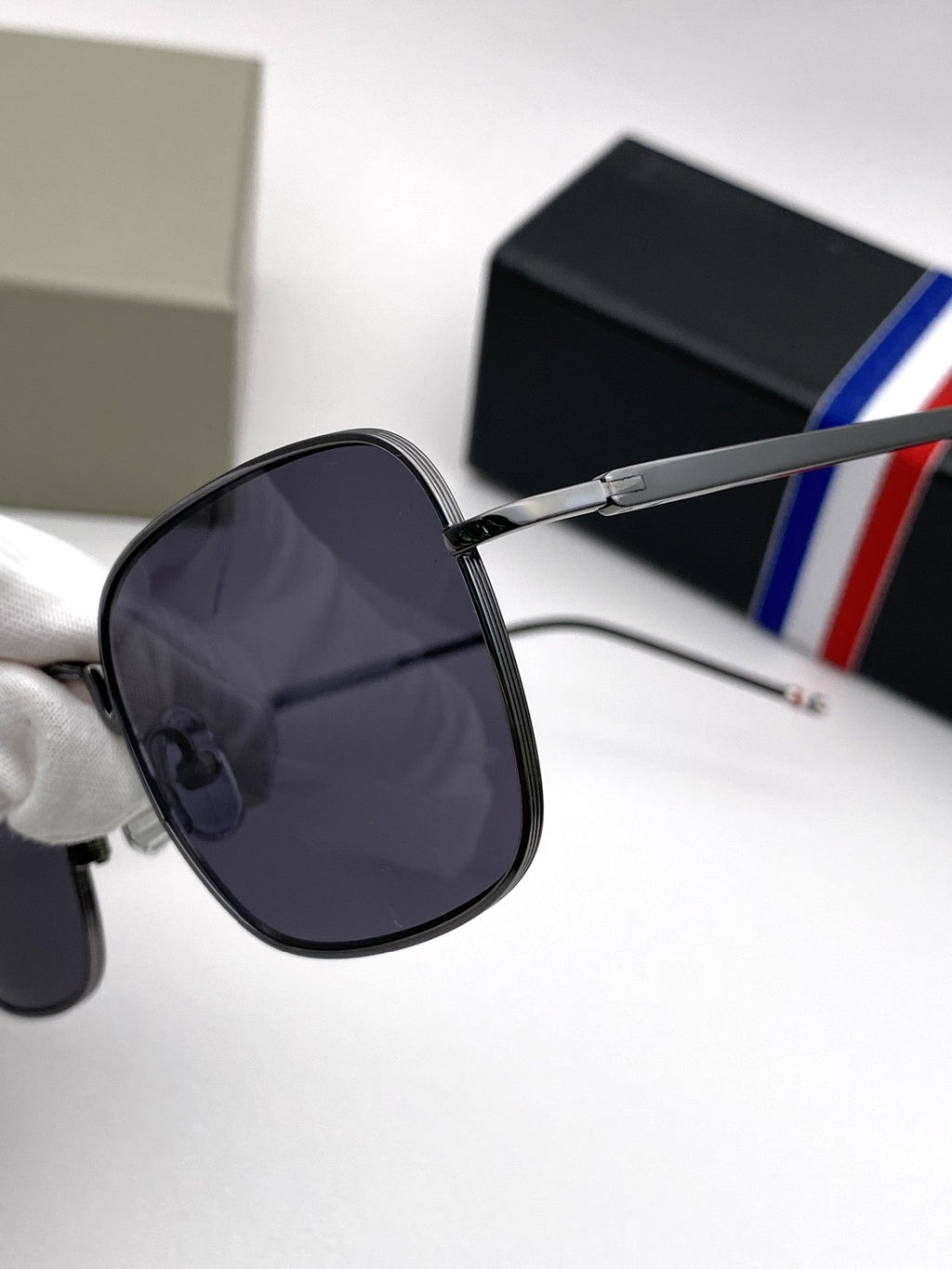 TBS124 Unisex double-bridge sunglasses