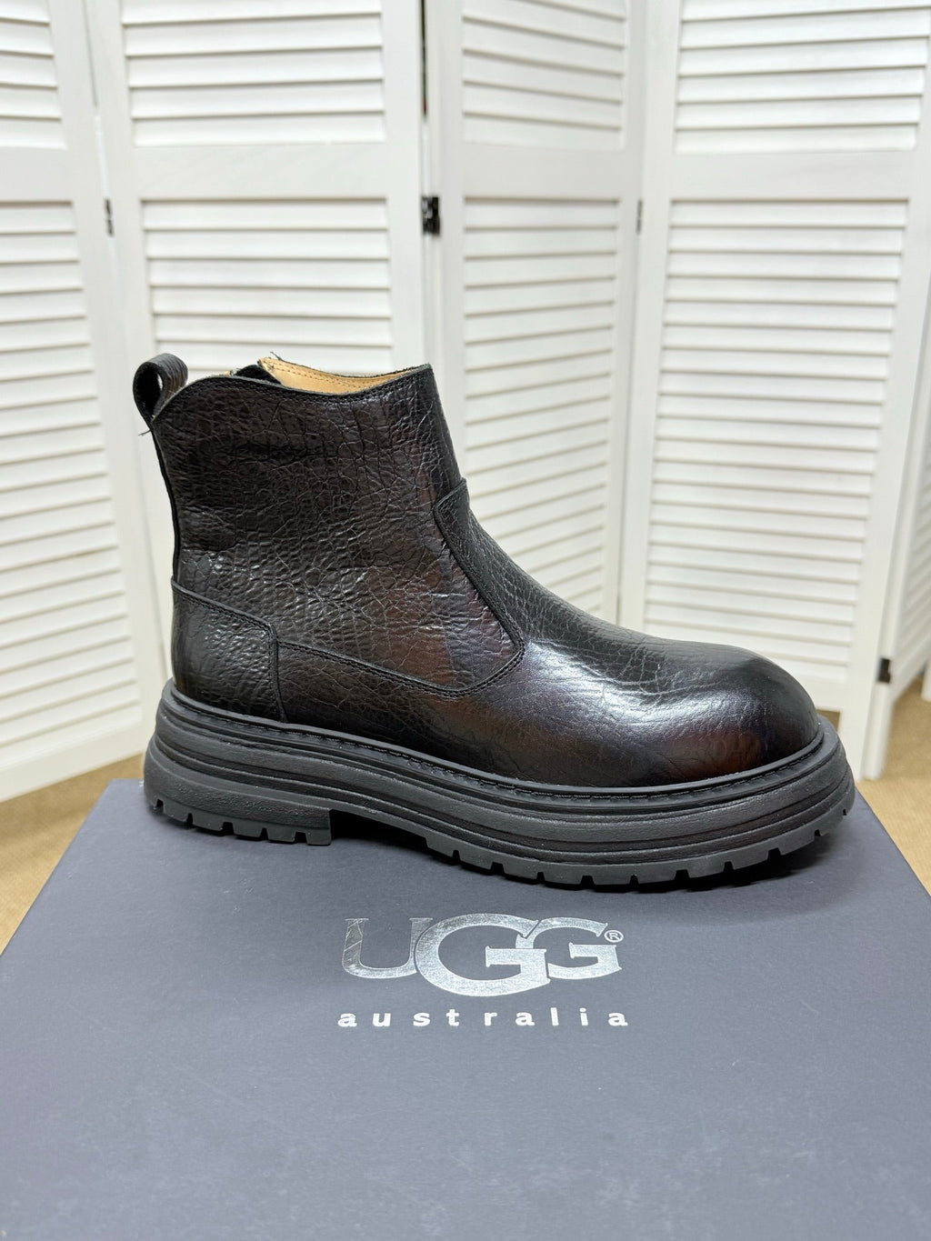 UGG Black Leather Chelsea Boots