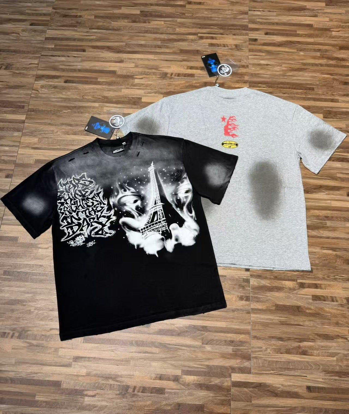 HEISTAR Eiffel Tower Graphic Short-Sleeve T-Shirt