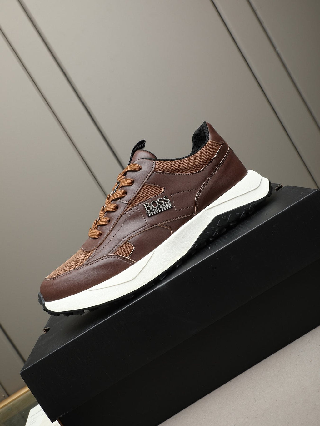 Hugo Boss Paneled Low-Top Sneakers