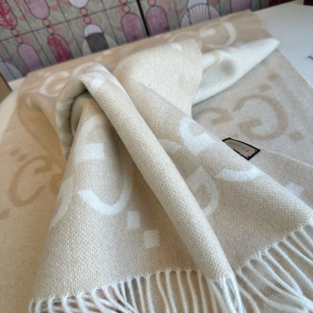 Gucci Beige & Ivory Fringed Scarf