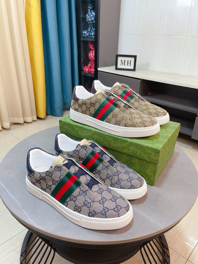 Gucci Men's Monogram Stripe Low-Top Sneakers - Leather Lining