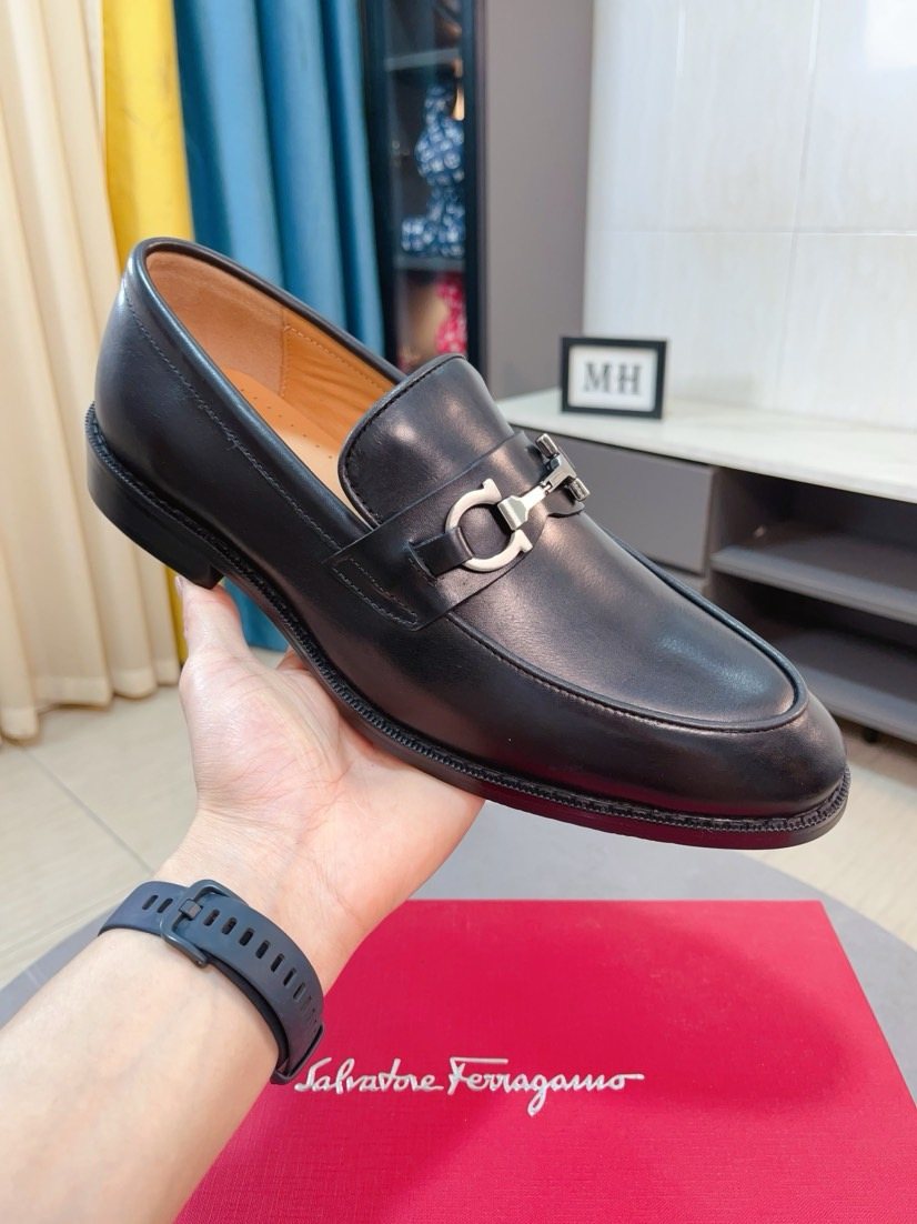Ferragamo Men's Bit Loafers - Apron-Toe Styling