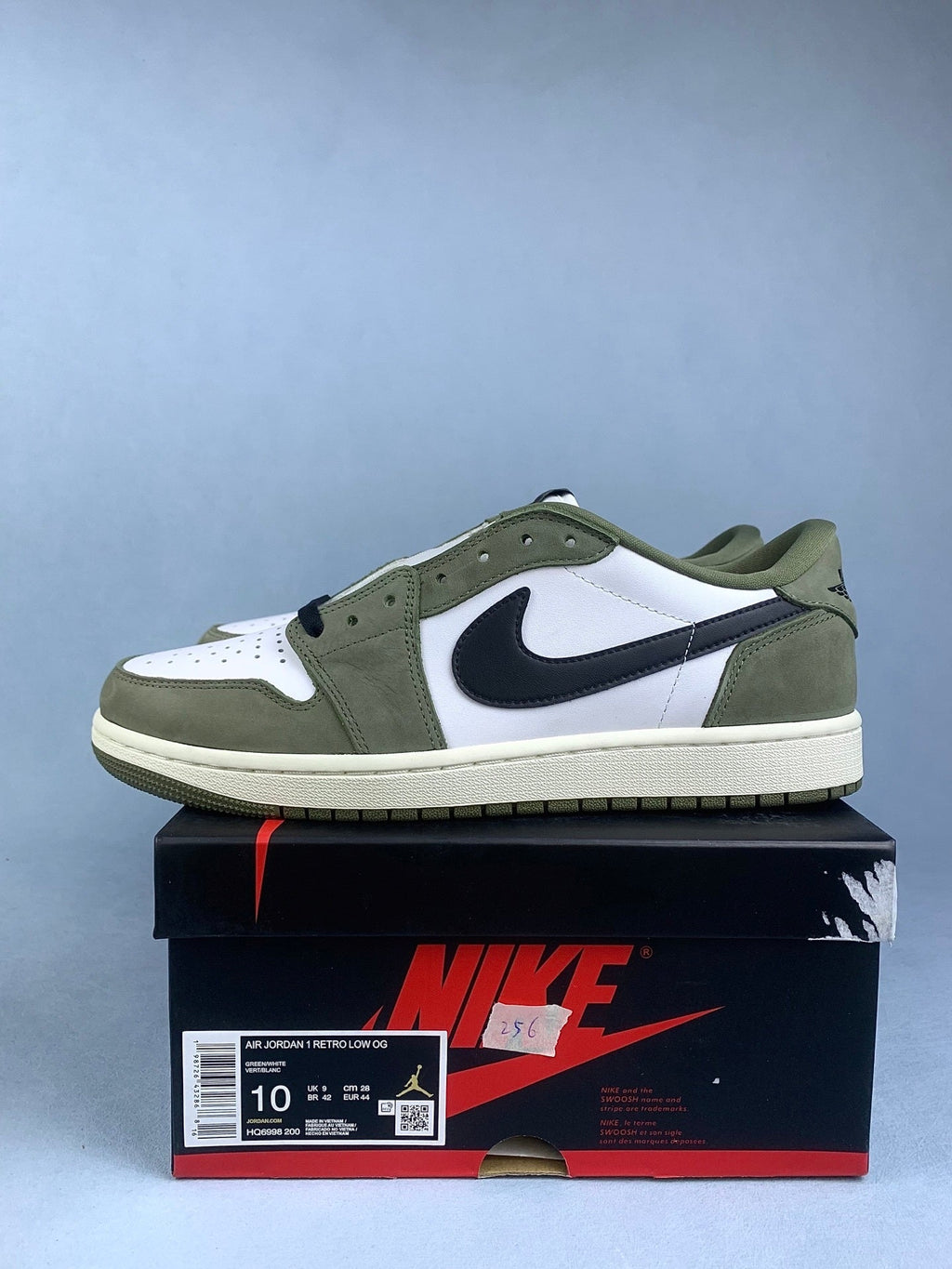 Air Jordan 1 Low Medium Olive Suede Unisex Sneakers HQ6998-200
